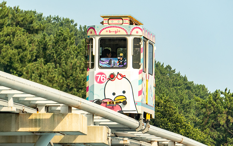 Sky Capsule: the Most Romantic Attraction in Busan, South Korea