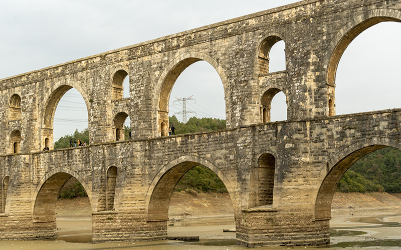 The Mağlova Aqueduct (Mağlova Su Kemeri)