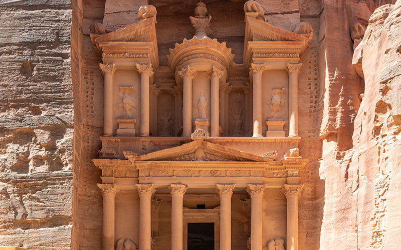 Ancient Petra: The History of an Unusual City in the Mountains