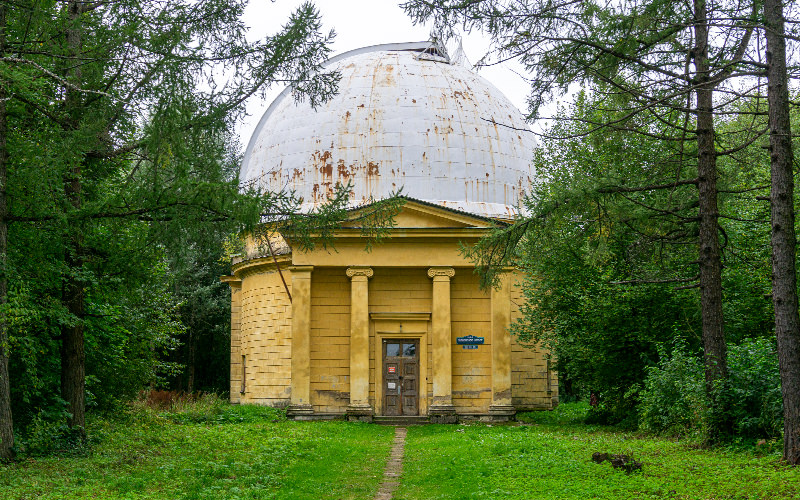 Парк при Пулковской обсерватории