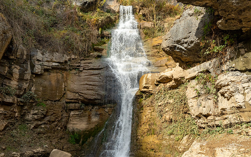 Tavaksay Canyon and Waterfall Valley