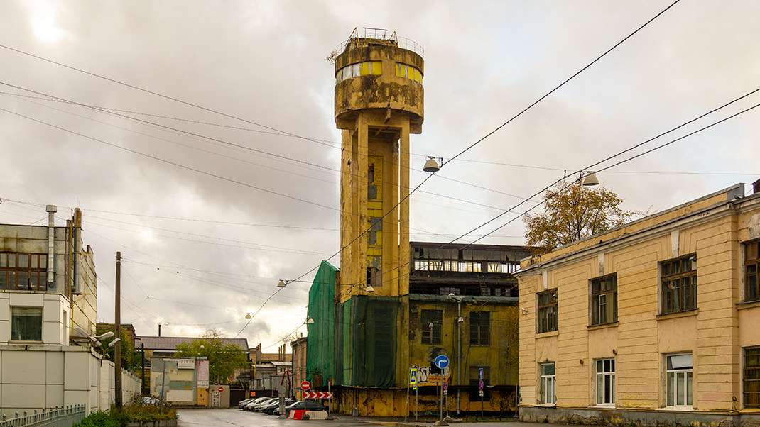 Водонапорная башня завода «Красный гвоздильщик», 1929—1931 гг.