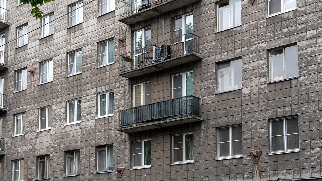 Балконы. Улица Ленина, 14