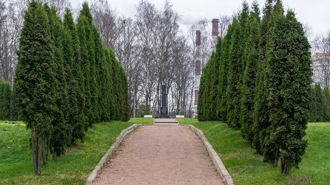 Богословское кладбище в Санкт-Петербурге