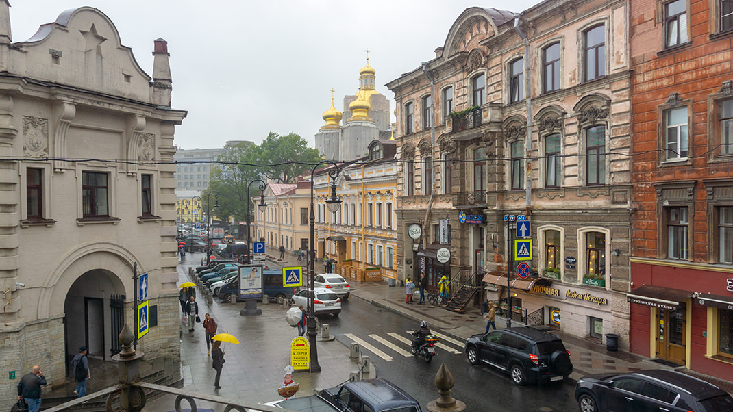 Вид на Кузнечный переулок и Владимирский собор