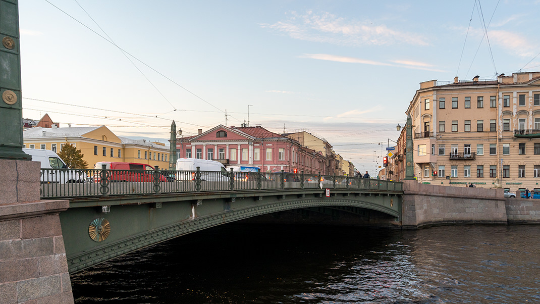 Египетский мост в Санкт-Петербурге