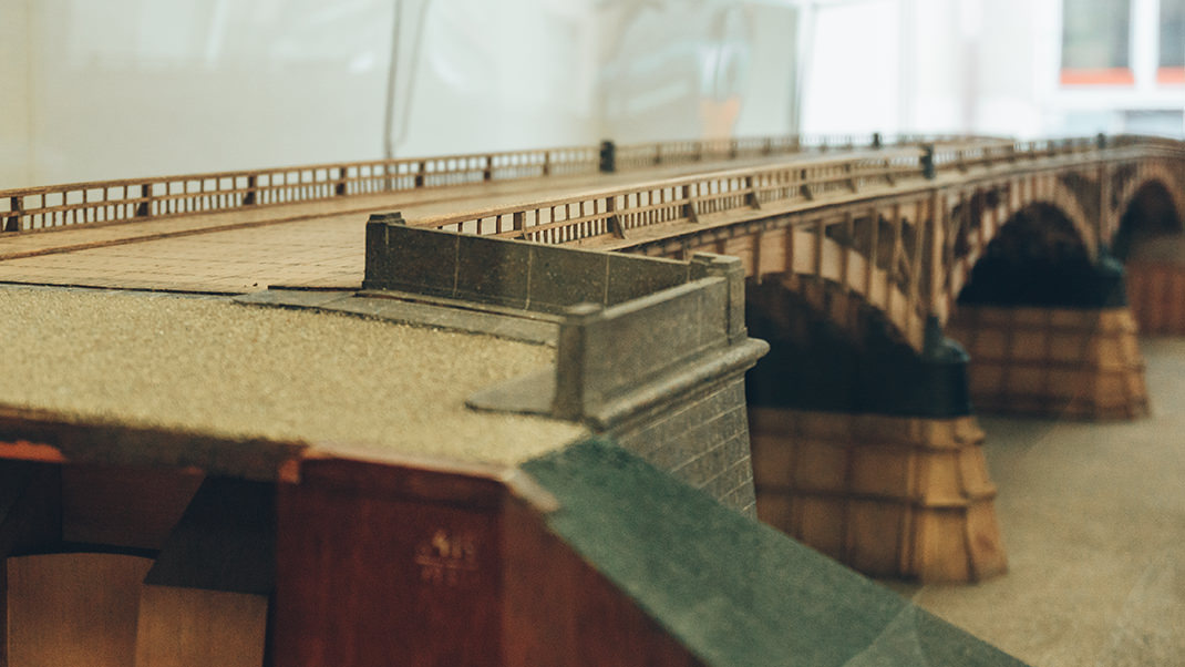 На сегодняшний день в музее находится 64 модели мостов