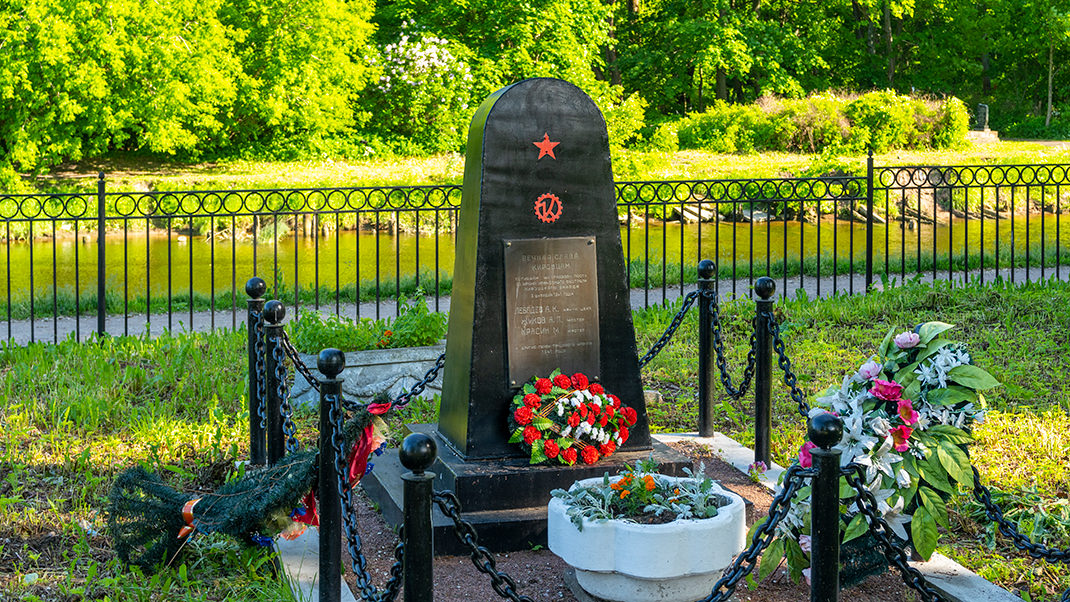 Захоронение рабочих Кировского завода