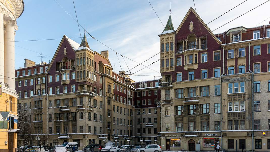 Вид со стороны Старорусской улицы