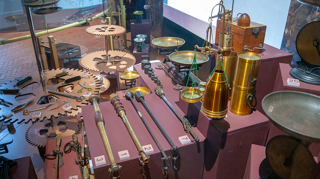 В экспозиции музея можно найти самые разнообразные технические изобретения