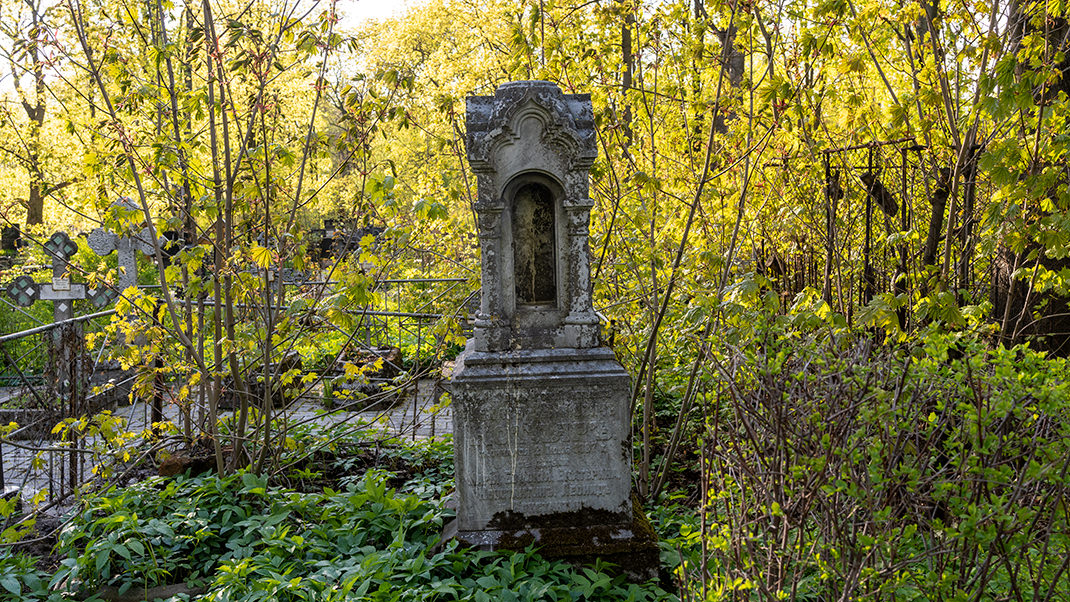 Волковское кладбище — один из самых старых действующих некрополей в нашем городе