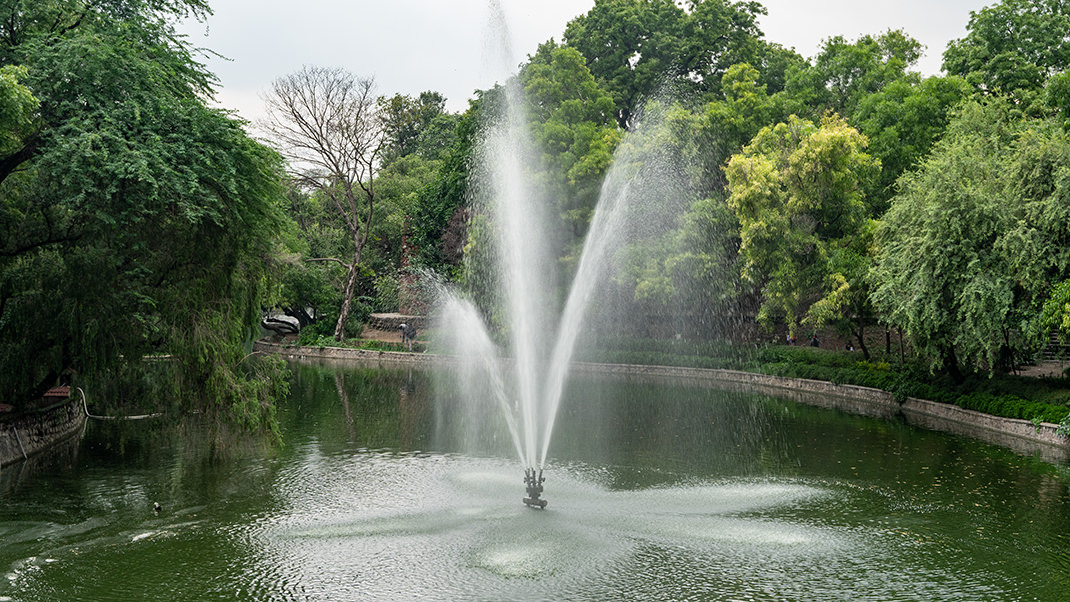 Small fountain