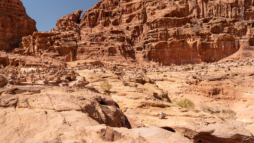 У меня было время, чтобы походить здесь самостоятельно
