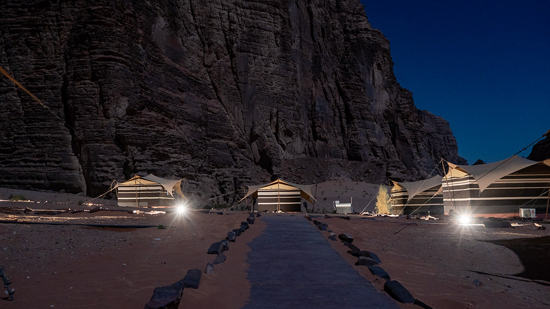 Территория лагеря