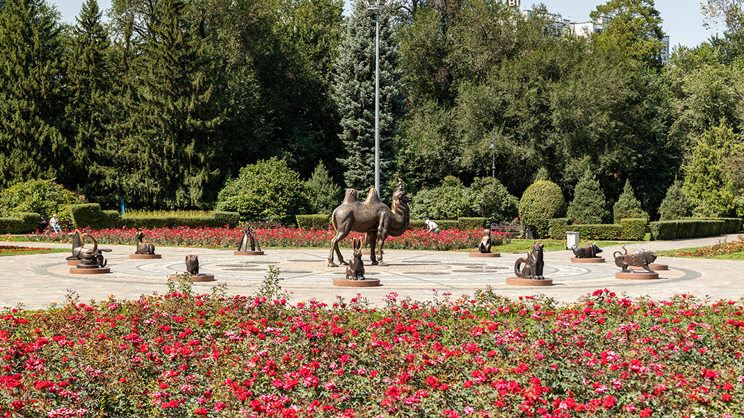 Главная аллея