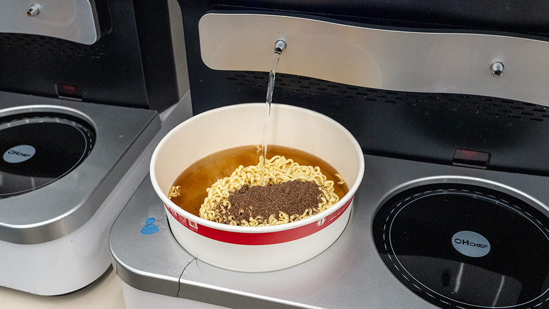 Cooking noodles