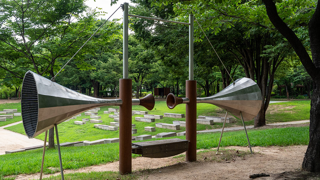 Официальное открытие Сеульского леса состоялось 18 июня 2005 года