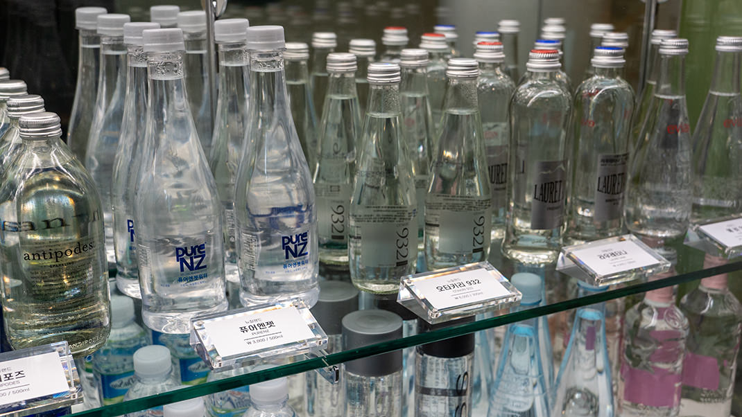 Питьевая вода из разных уголков мира
