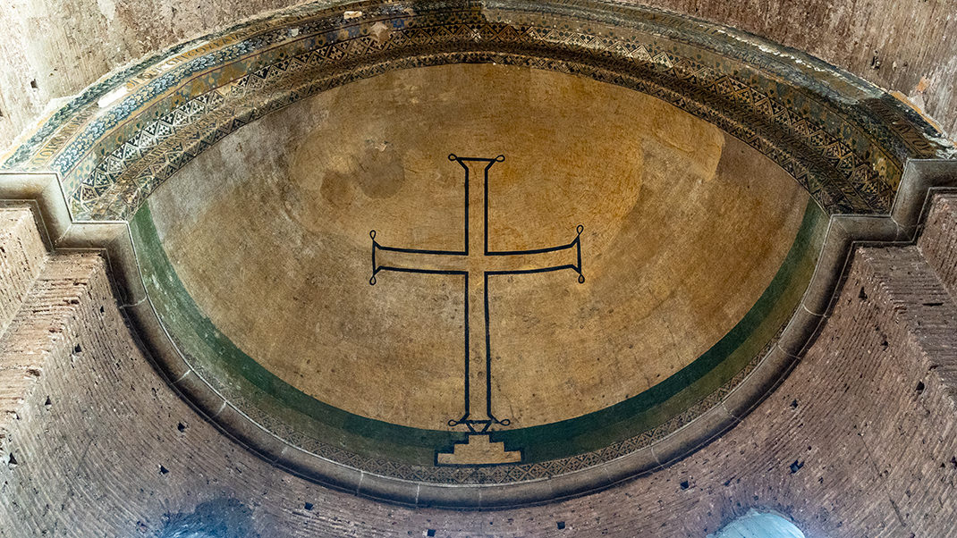 Cross in the apse