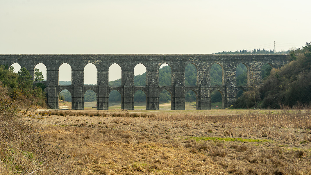 Güzelce Kemeri Aqueduct