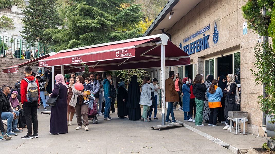 Queue at the entrance on one of the festive days