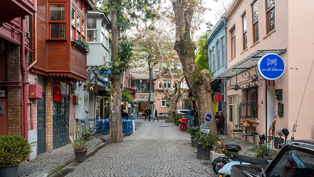 Kuzguncuk. A district with bright architecture on the Asian side of Istanbul