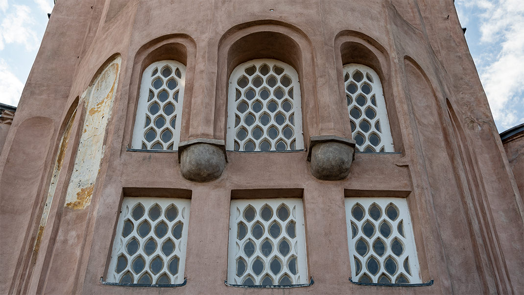 Details of the facade