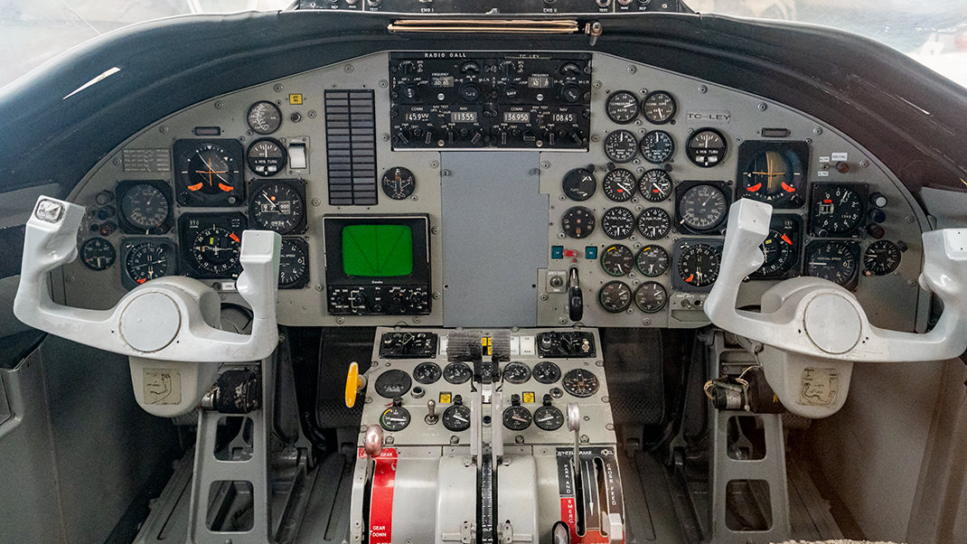 Pilot's cockpit