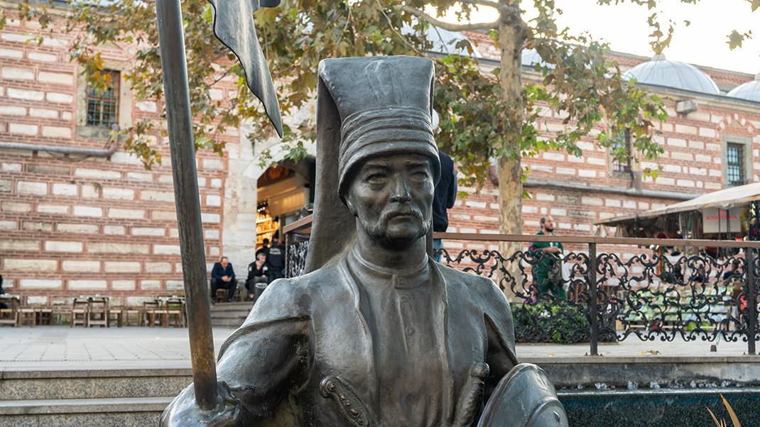 A sculpture at the entrance to the Egyptian Bazaar