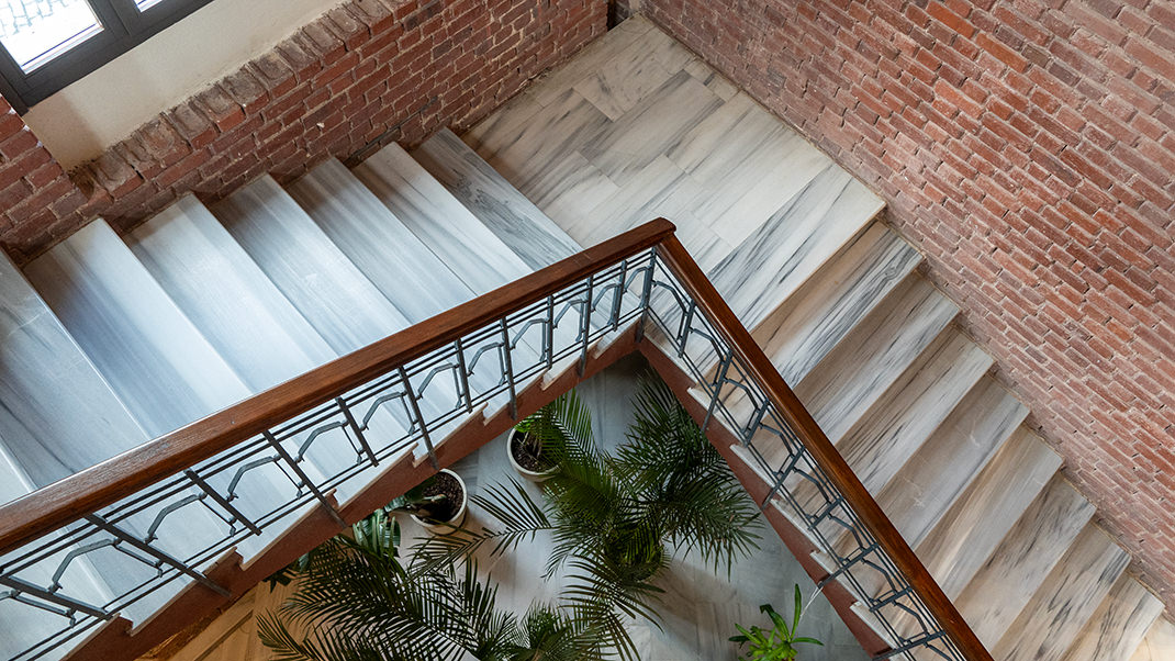 Парадная лестница