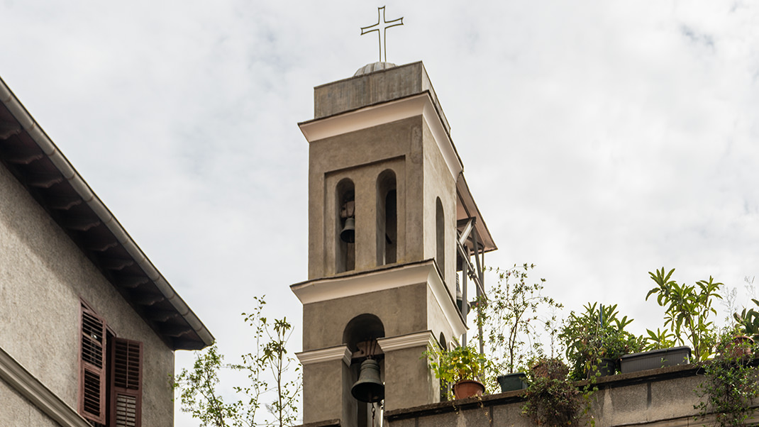 Здание расположено в туристическом районе