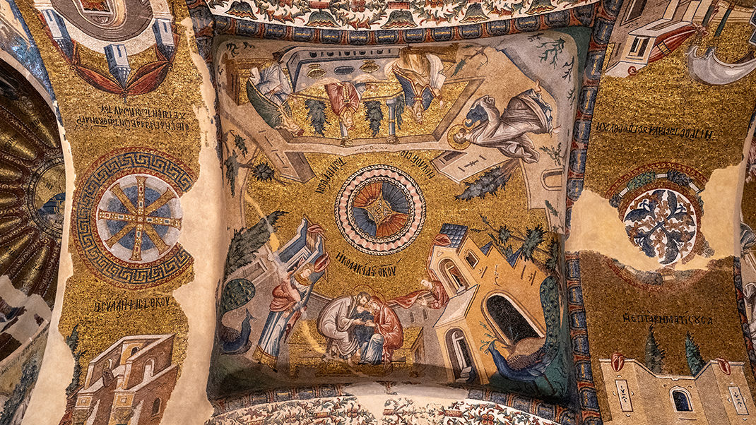 Яркие мозаики