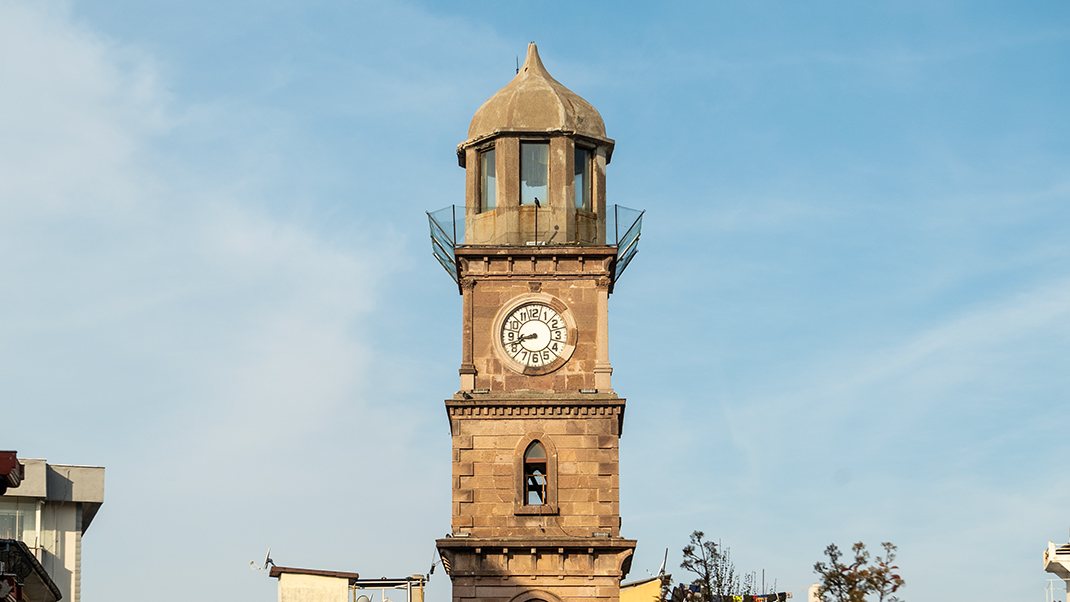 The clock tower is a common sight in the centers of many Turkish cities