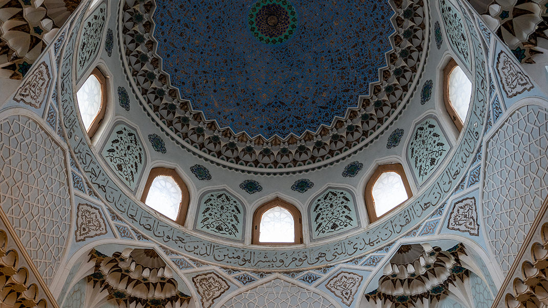 The large museum Quran cannot be photographed, but I captured the interior of the building