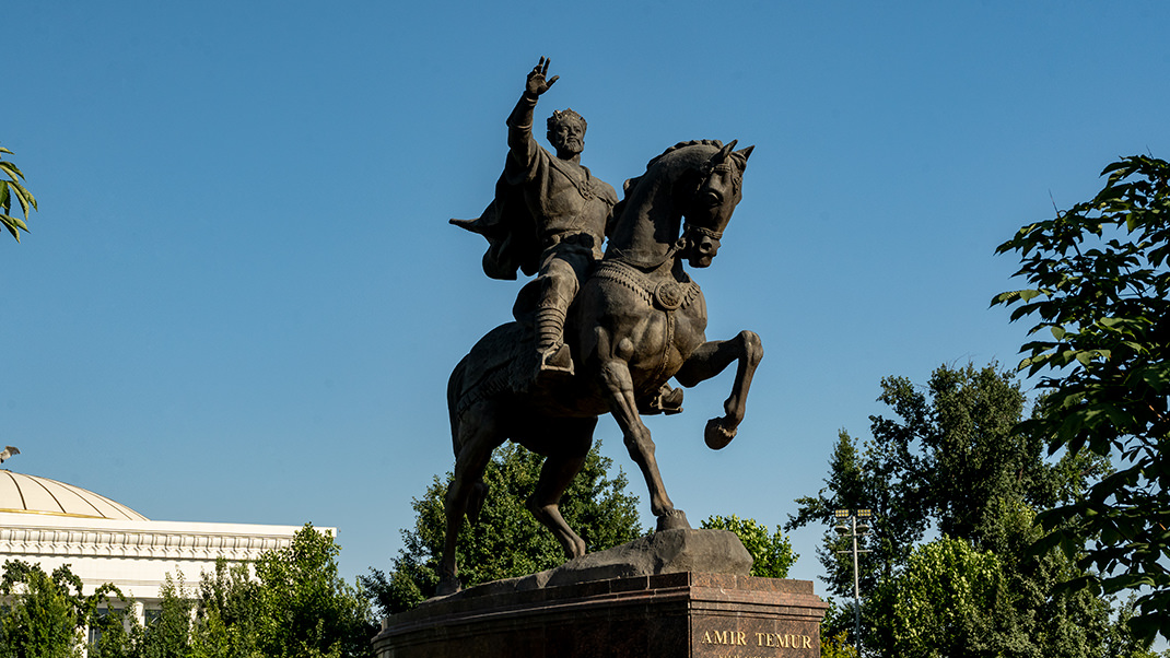 Ташкент. Памятник Амиру Темуру