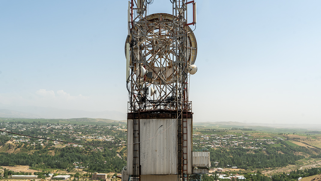 Here is the antenna equipment