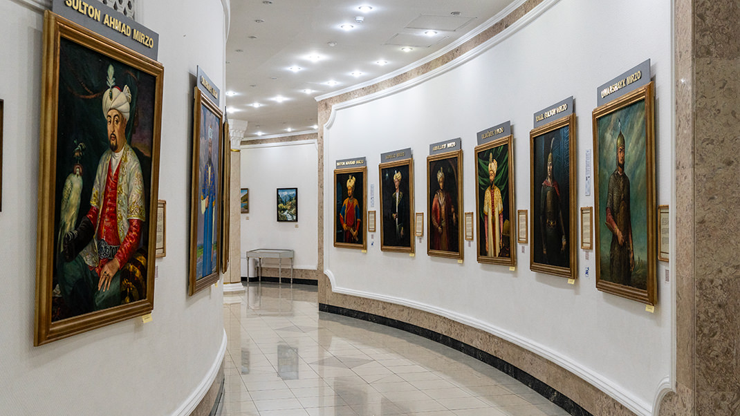 First-floor gallery