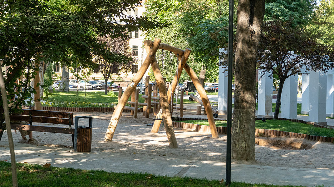 Качели